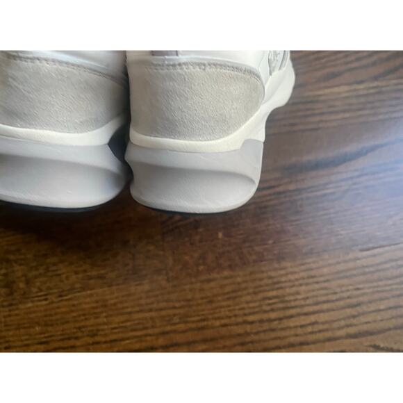 Tory Burch Women's Good Luck Trainer Sneakers Sz. 7 NWT - Picture 4 of 8